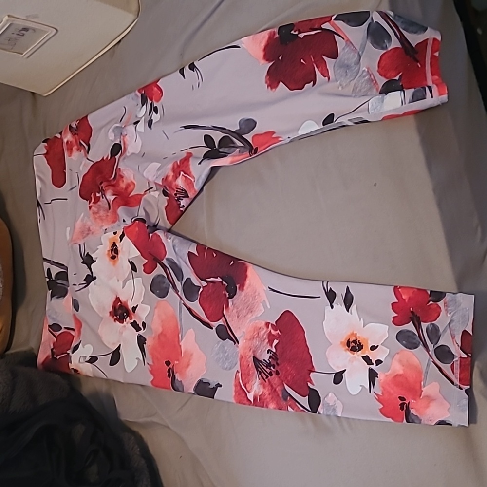 Fabletics leggings - Picture 2 of 4